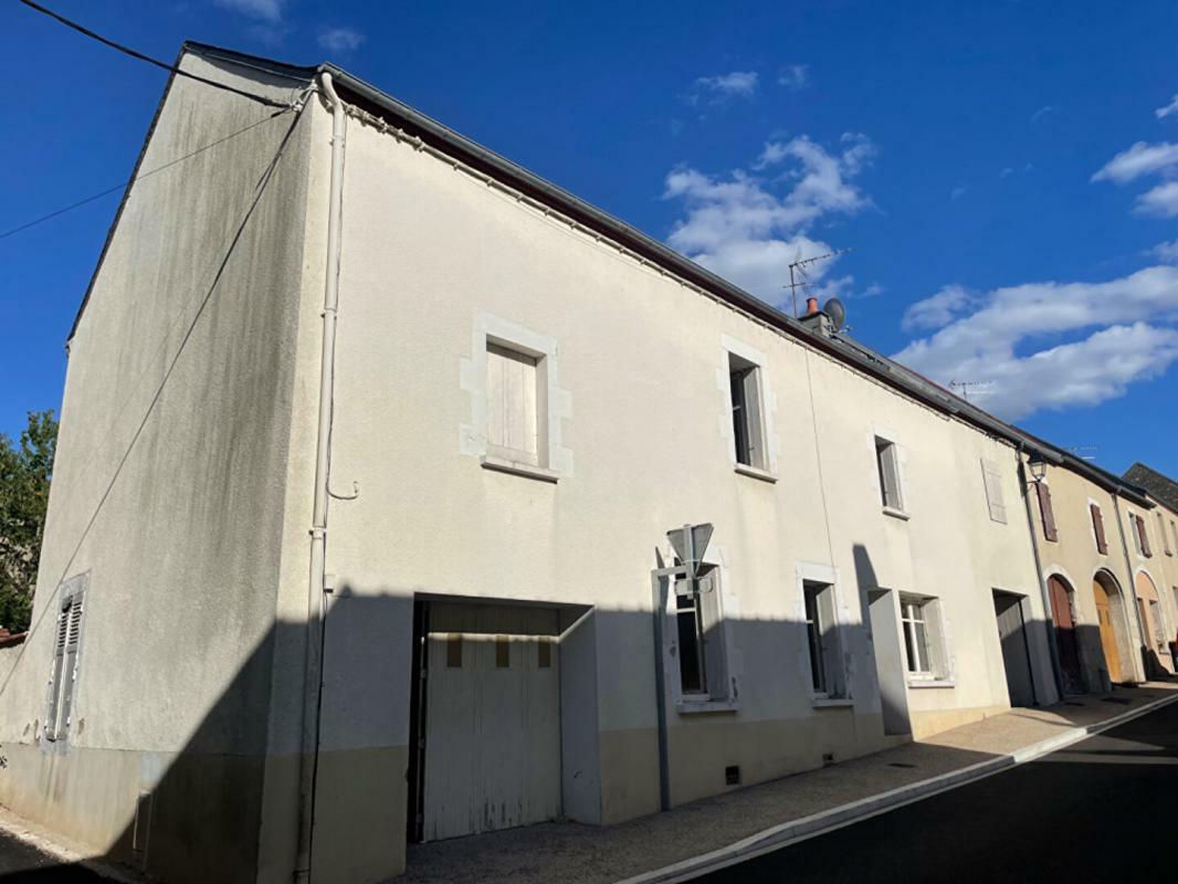 3 غرف نوم منزل في Bonny-sur-Loire, France رقم 349755