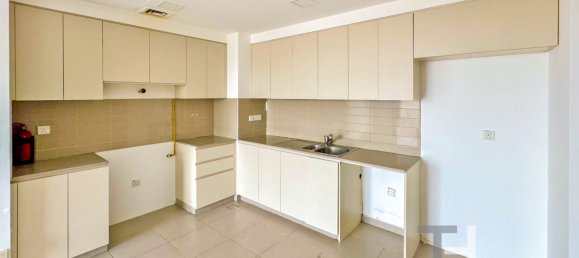 2 bedrooms Apartment in Town Square, UAE No. 30576 3