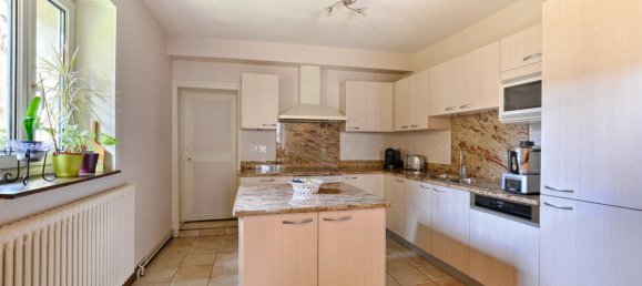 4 bedrooms House in Metz, France No. 228212 2