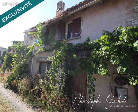 3 غرف نوم منزل في La Foye-Monjault, France رقم 308263