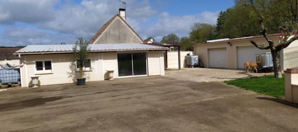 3 Schlafzimmer Haus in Michery, France, Nr. 58252 3