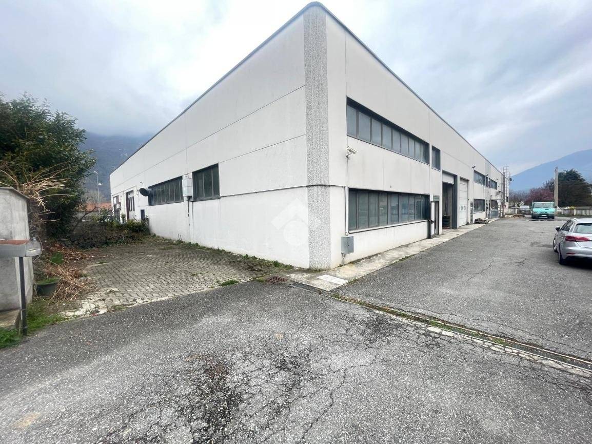 300m² Warehouse in Villar Focchiardo, Italy No. 222040