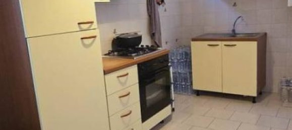 3-salle Appartement à Viadana, Italy No. 91541 6