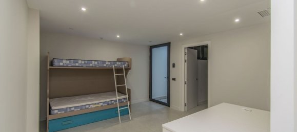 6 bedrooms Villa in Marbella, Spain No. 90364 29