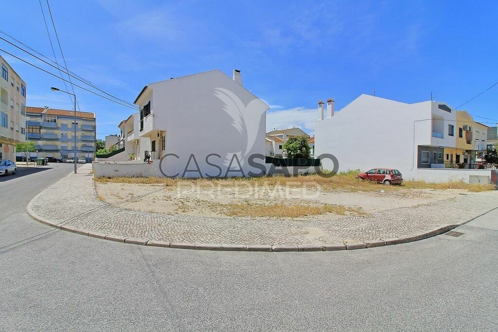  Land in Quarteira, Portugal No. 196192