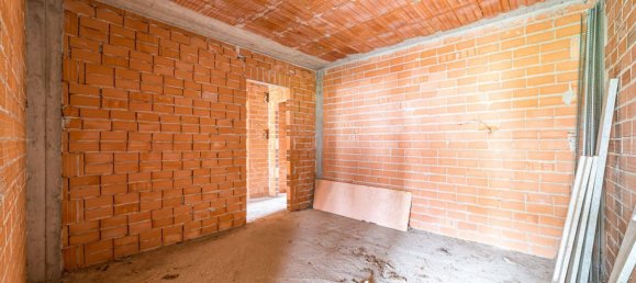 9 rooms House in Martiniana Po, Italy No. 124317 11