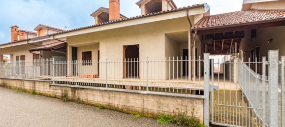 9 rooms House in Martiniana Po, Italy No. 124317 5