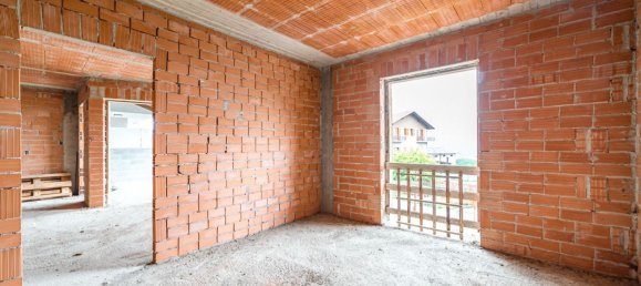 9 rooms House in Martiniana Po, Italy No. 124317 17