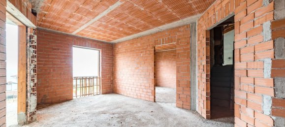 9 rooms House in Martiniana Po, Italy No. 124317 16