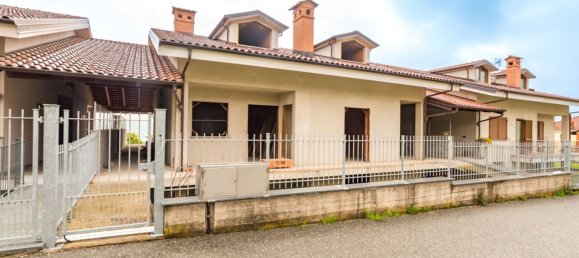 9 rooms House in Martiniana Po, Italy No. 124317 6