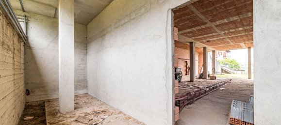 9 rooms House in Martiniana Po, Italy No. 124317 9