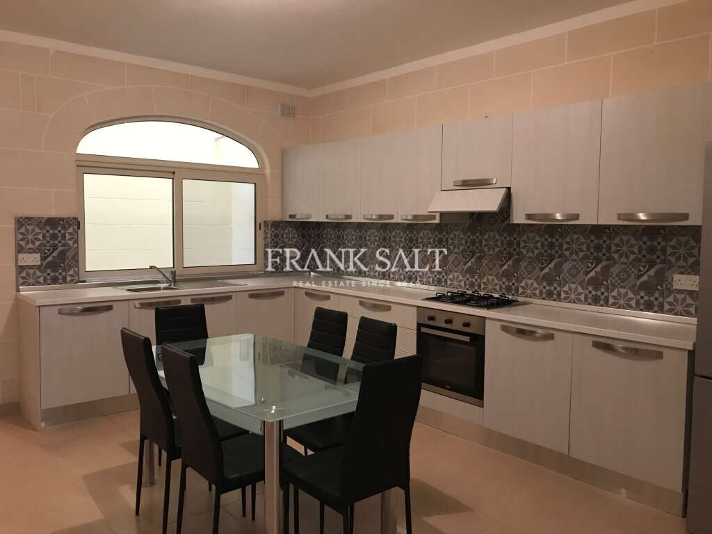3 bedrooms Apartment in Sannat, Malta No. 5566