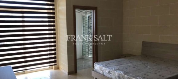 3 bedrooms Apartment in Sannat, Malta No. 5566 2