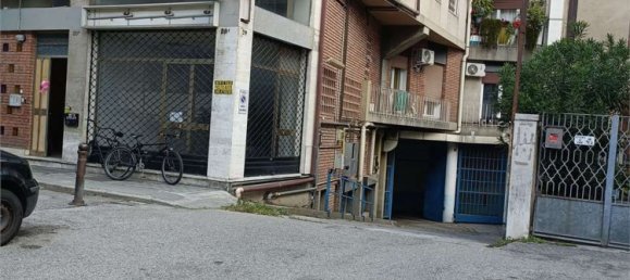 Garagem em Ferrara, Italy 15 m² N.º 142568 3