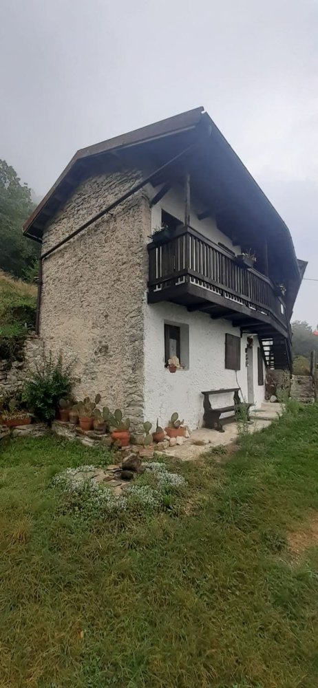 6 bedrooms House in Feltre, Italy No. 334874