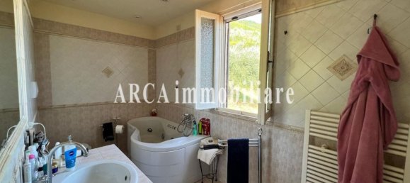 5 rooms House in Pietrasanta, Italy No. 229164 13