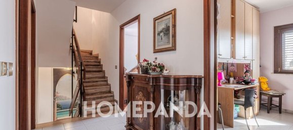 Villa de 5 habitaciónes en San Gillio, Italy No. 98391 13