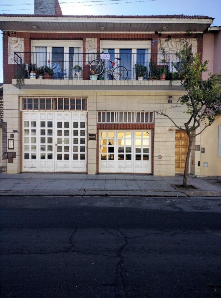 2 bedrooms House in Mar del Plata, Argentina No. 91022