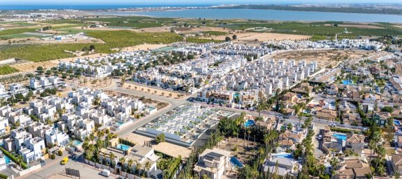 Вилла с 3 спальнями в Сьюдад Кесада, Испания № 13153 8