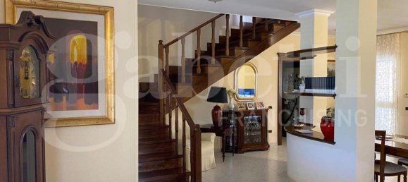 5 rooms Villa in Oristano, Italy No. 35388 10