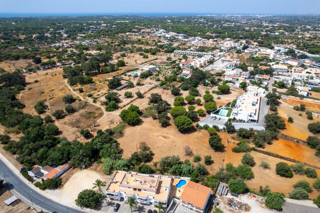  Land in Almancil, Portugal No. 306391