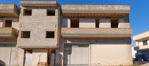 Casa de 5 habitaciónes en Aradeo, Italy No. 237697 2
