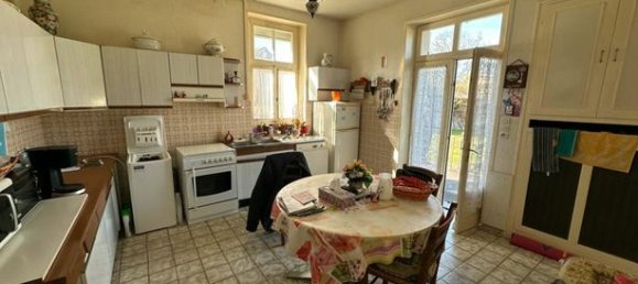 3 bedrooms House in Saint-Genou, France No. 303726 3