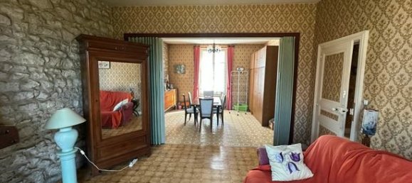 3 bedrooms House in Saint-Genou, France No. 303726 5