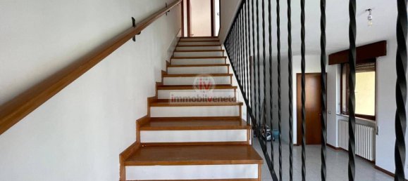 2 غرف نوم منزل ذو طابقين في Montebello Vicentino, Italy رقم 340983 11