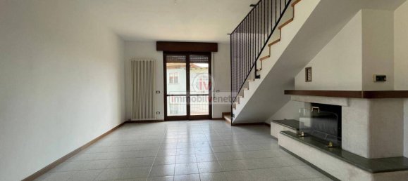 2 غرف نوم منزل ذو طابقين في Montebello Vicentino, Italy رقم 340983 4