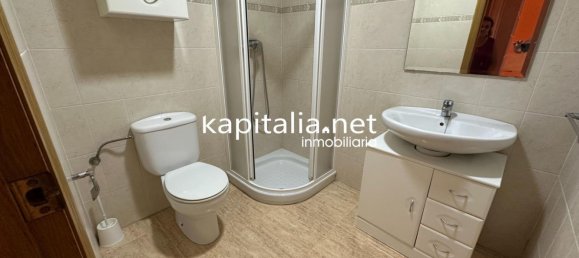 Adosado de 4 dormitorios en València, Spain No. 154441 7