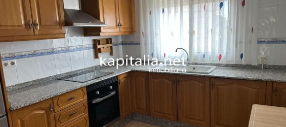 Adosado de 4 dormitorios en València, Spain No. 154441 6