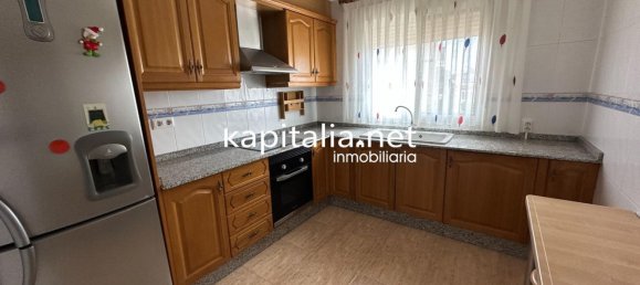 Adosado de 4 dormitorios en València, Spain No. 154441 4