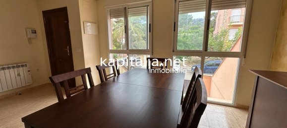 Adosado de 4 dormitorios en València, Spain No. 154441 10