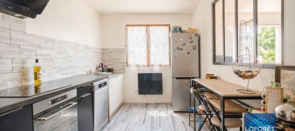 3 bedrooms House in Les Pavillons-sous-Bois, France No. 174012 5