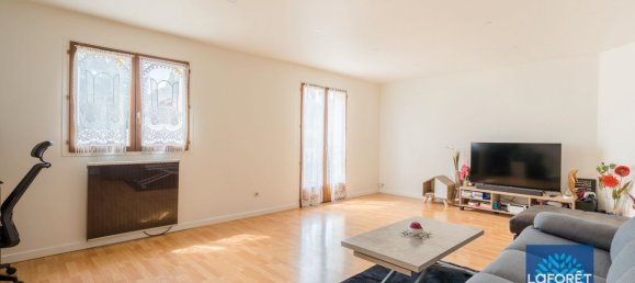 3 bedrooms House in Les Pavillons-sous-Bois, France No. 174012 11