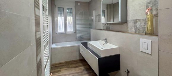 Adosado de 6 habitaciónes en Lorrach, Germany No. 26528 12