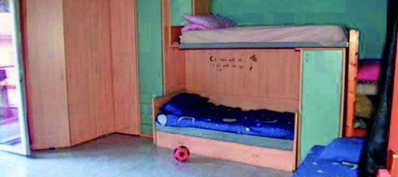 2غرفة شقة في Osio Sotto, Italy رقم 4880 31