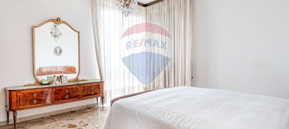 6-Zimmer Villa in Gallarate, Italy, Nr. 310613 8