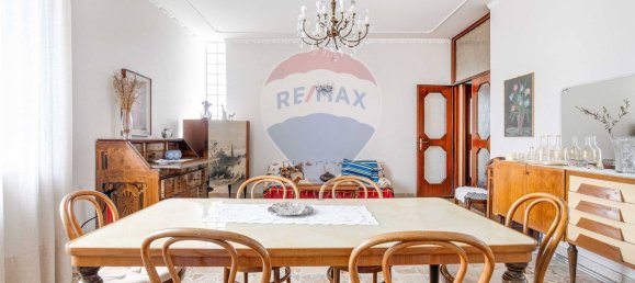 6-Zimmer Villa in Gallarate, Italy, Nr. 310613 4