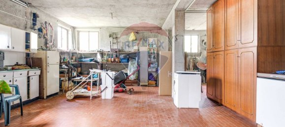 6-Zimmer Villa in Gallarate, Italy, Nr. 310613 16