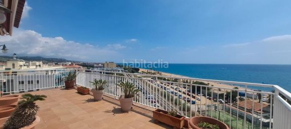 4 غرف نوم منزل ذو طابقين في Pineda de Mar, Spain رقم 187147 10