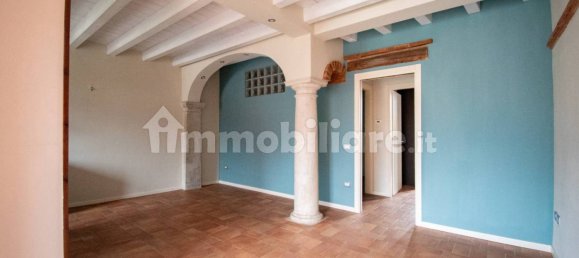 Квартира с 2 спальнями в Гуссаго, Италия № 220501 3