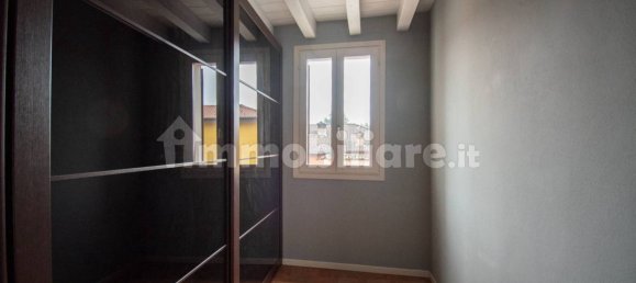 Квартира с 2 спальнями в Гуссаго, Италия № 220501 16