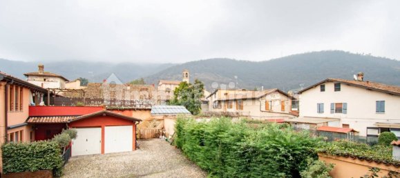 Квартира с 2 спальнями в Гуссаго, Италия № 220501 22