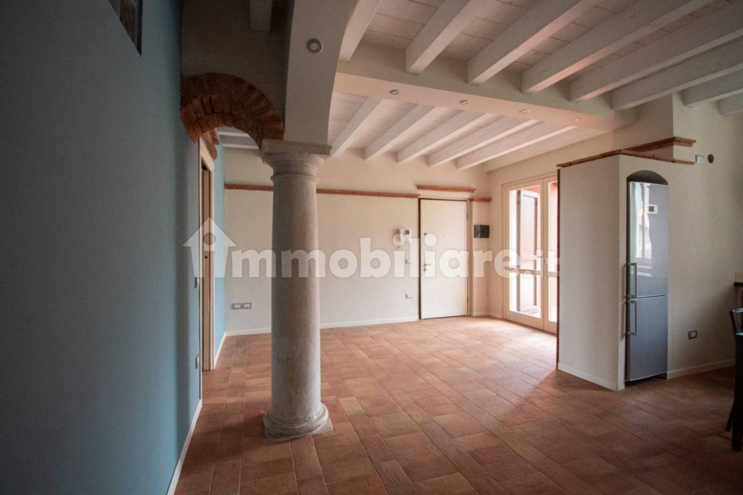 Квартира с 2 спальнями в Гуссаго, Италия № 220501