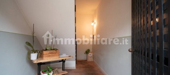 Квартира с 2 спальнями в Гуссаго, Италия № 220501 24