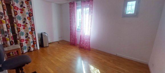 4 bedrooms Villa in Gagny, France No. 179179 6