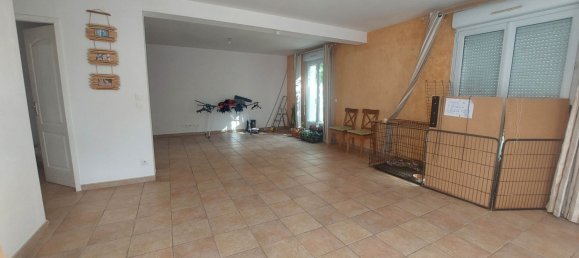4 bedrooms Villa in Gagny, France No. 179179 18