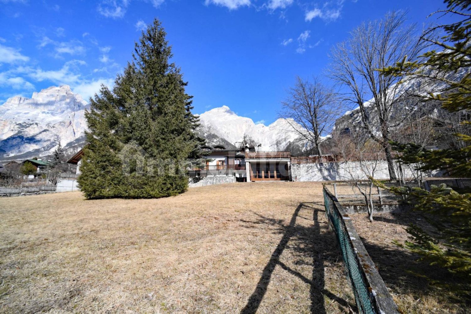 3300m² Land in San Vito di Cadore, Italy No. 275441